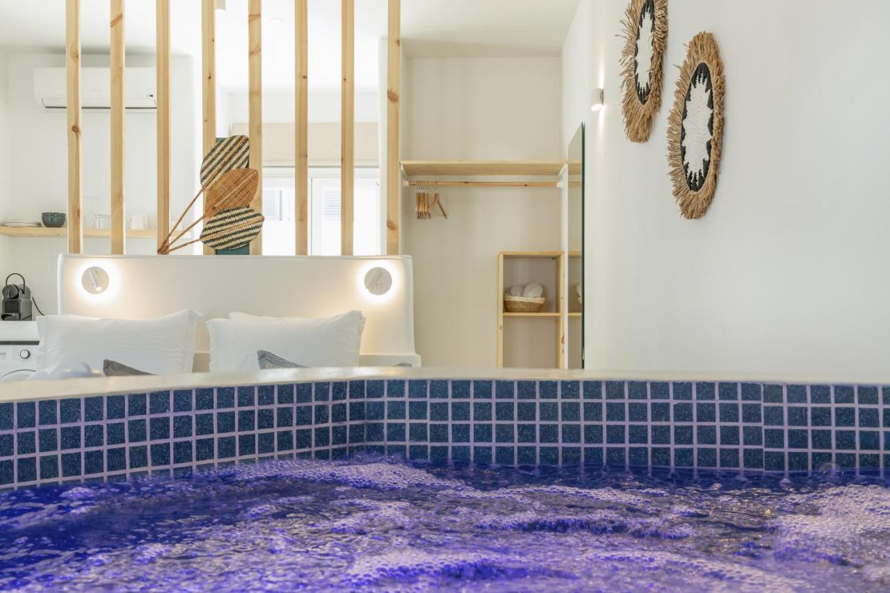 נאוסה Utopia Luxury Apartments מראה חיצוני תמונה